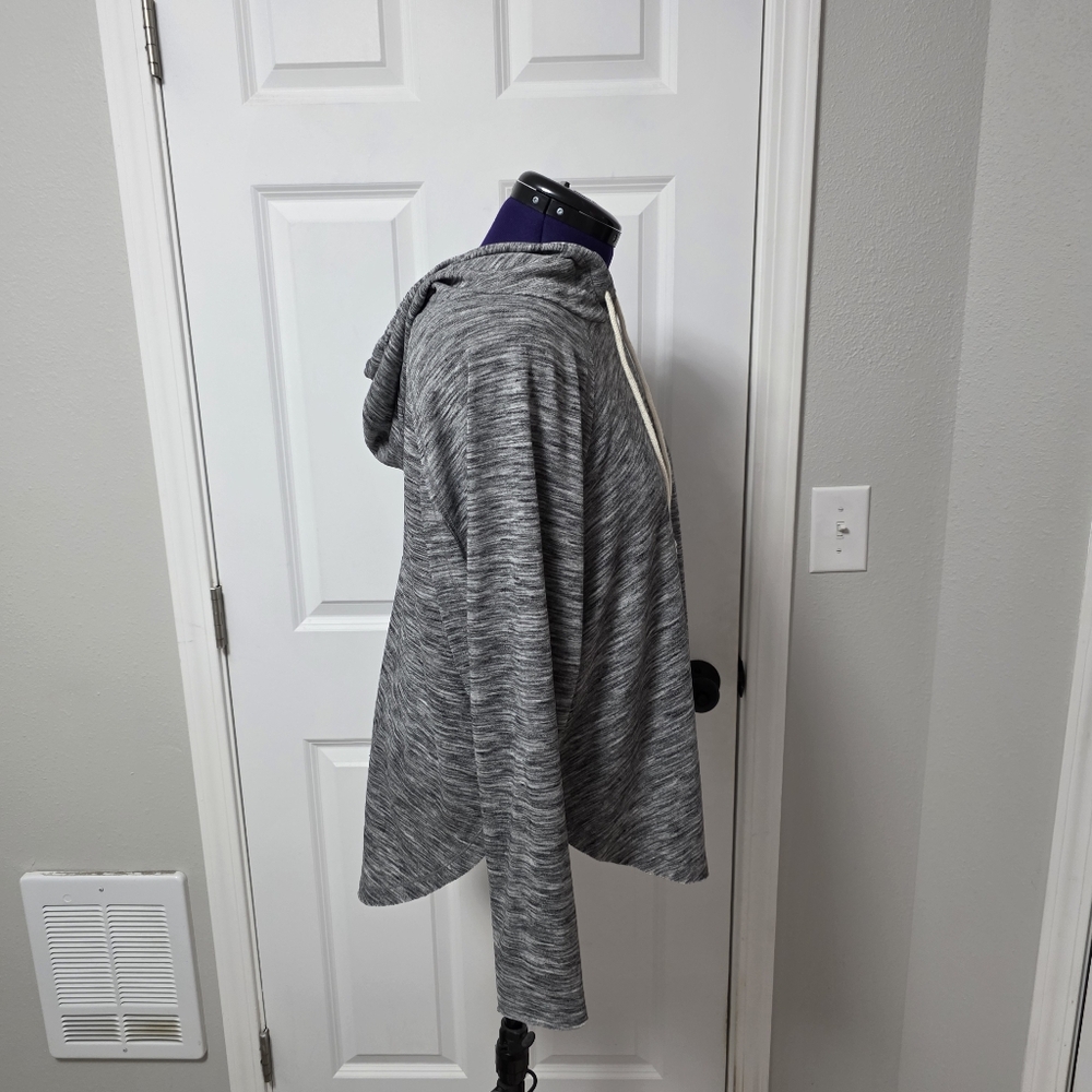 Lightweight Grey Longsleeve Hoodie Size XL - Picture 6 of 11